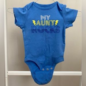 Onesie “My Aunt Rocks” 12-18 months